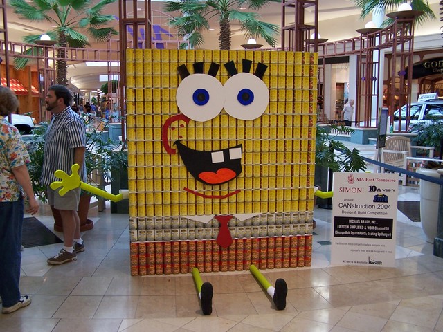 66 Frank just misses getting groped by SpongeBob.jpg